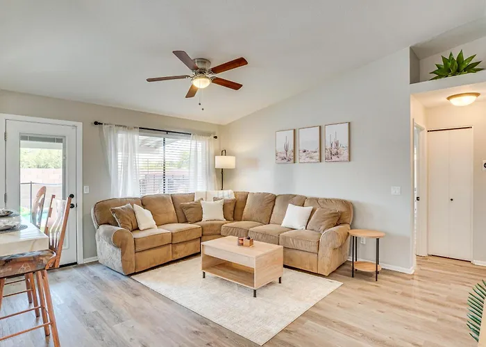 6 Mi To Dtwn: Gem W/ Outdoor Oasis!