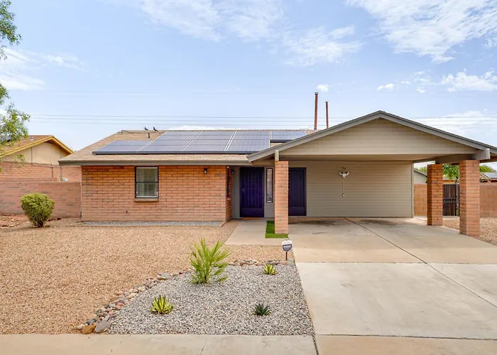 6 Mi To Dtwn: Gem W/ Outdoor Oasis!