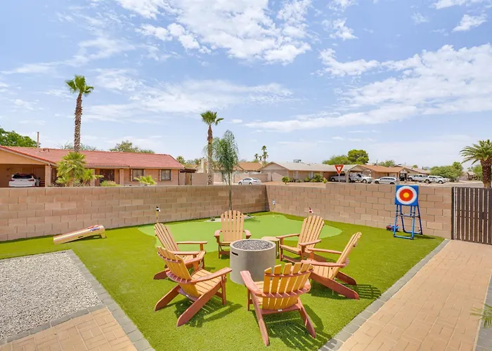 6 Mi To Dtwn: Gem W/ Outdoor Oasis!